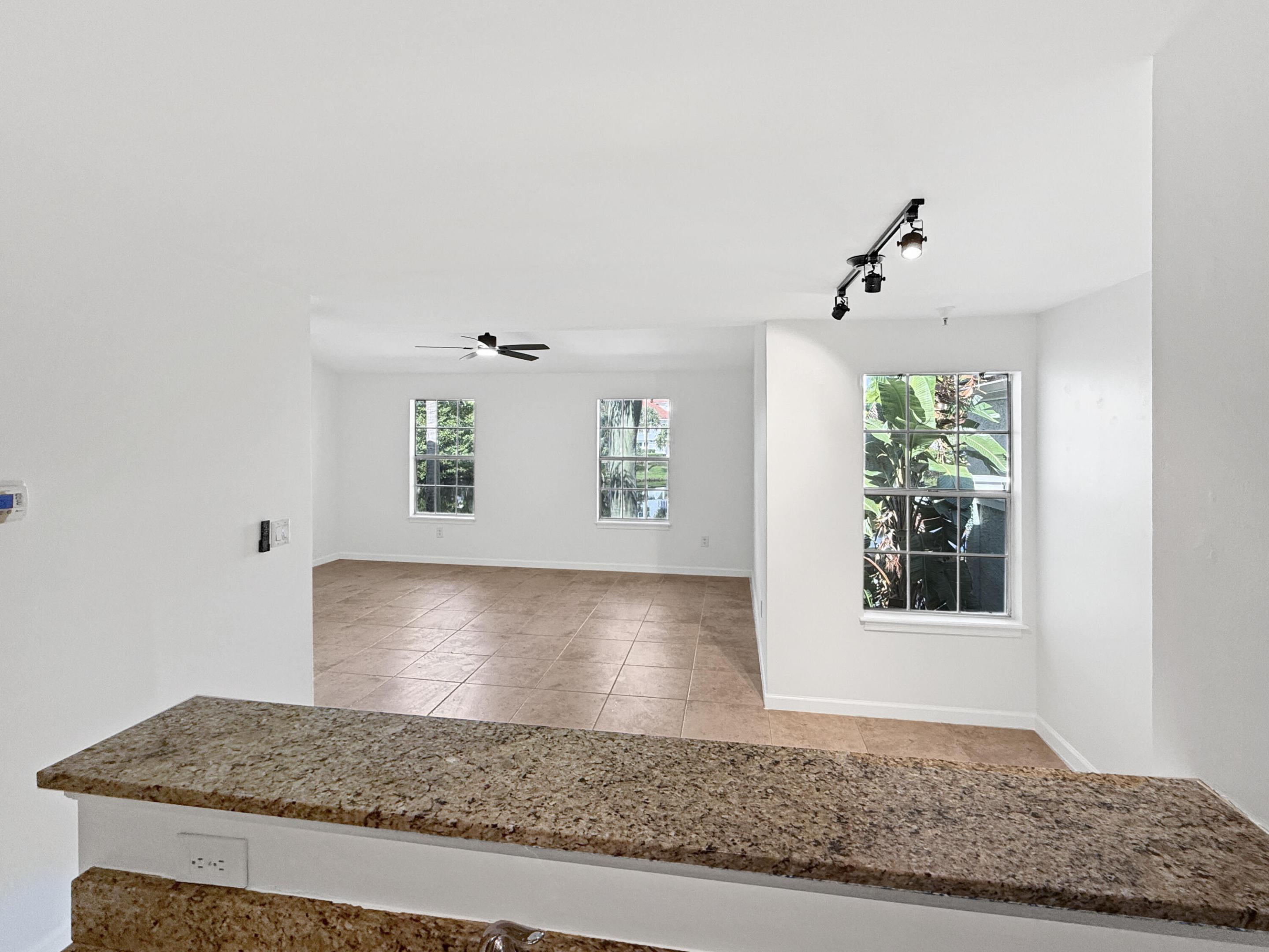 1215 Crystal Way L