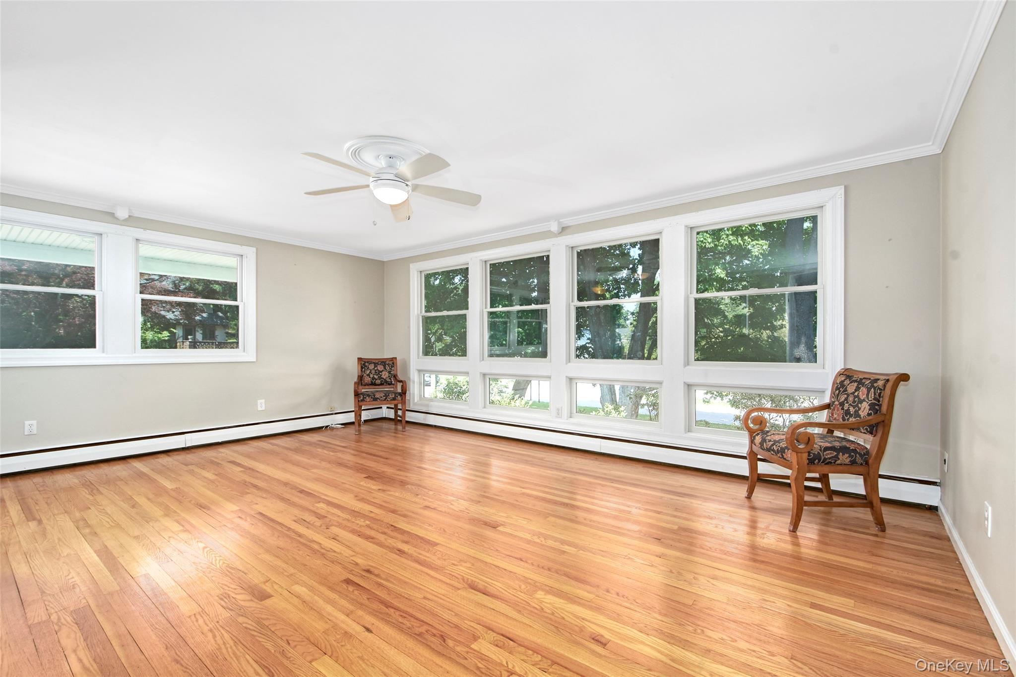 121 Parkview Place