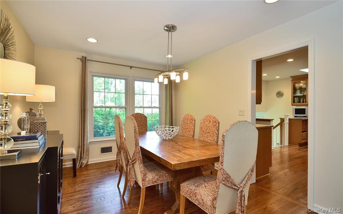 9 Franklin Avenue