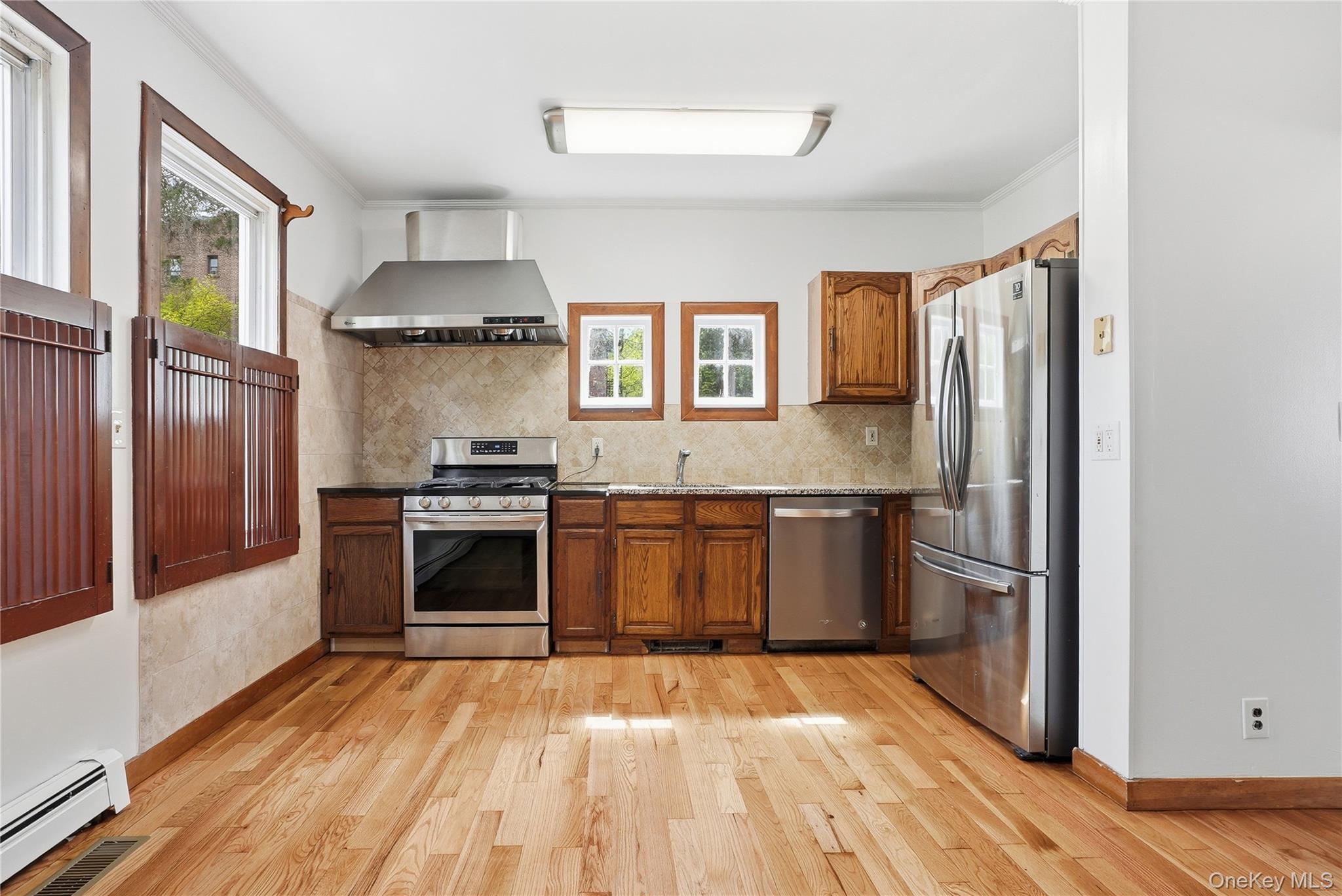 116 Carpenter Avenue