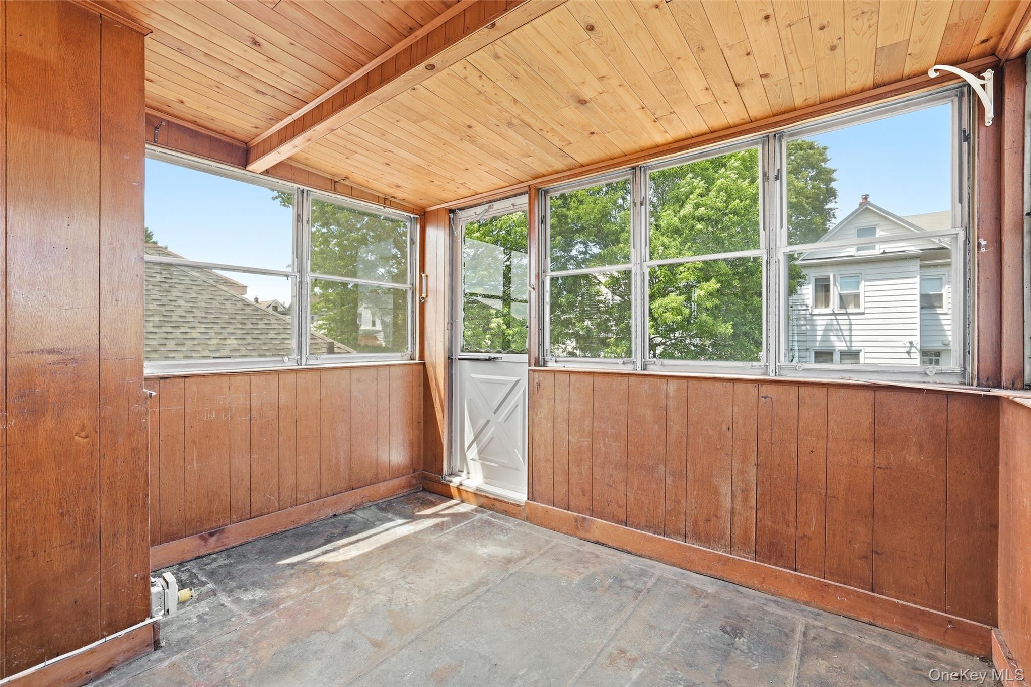 174 Fairview Avenue