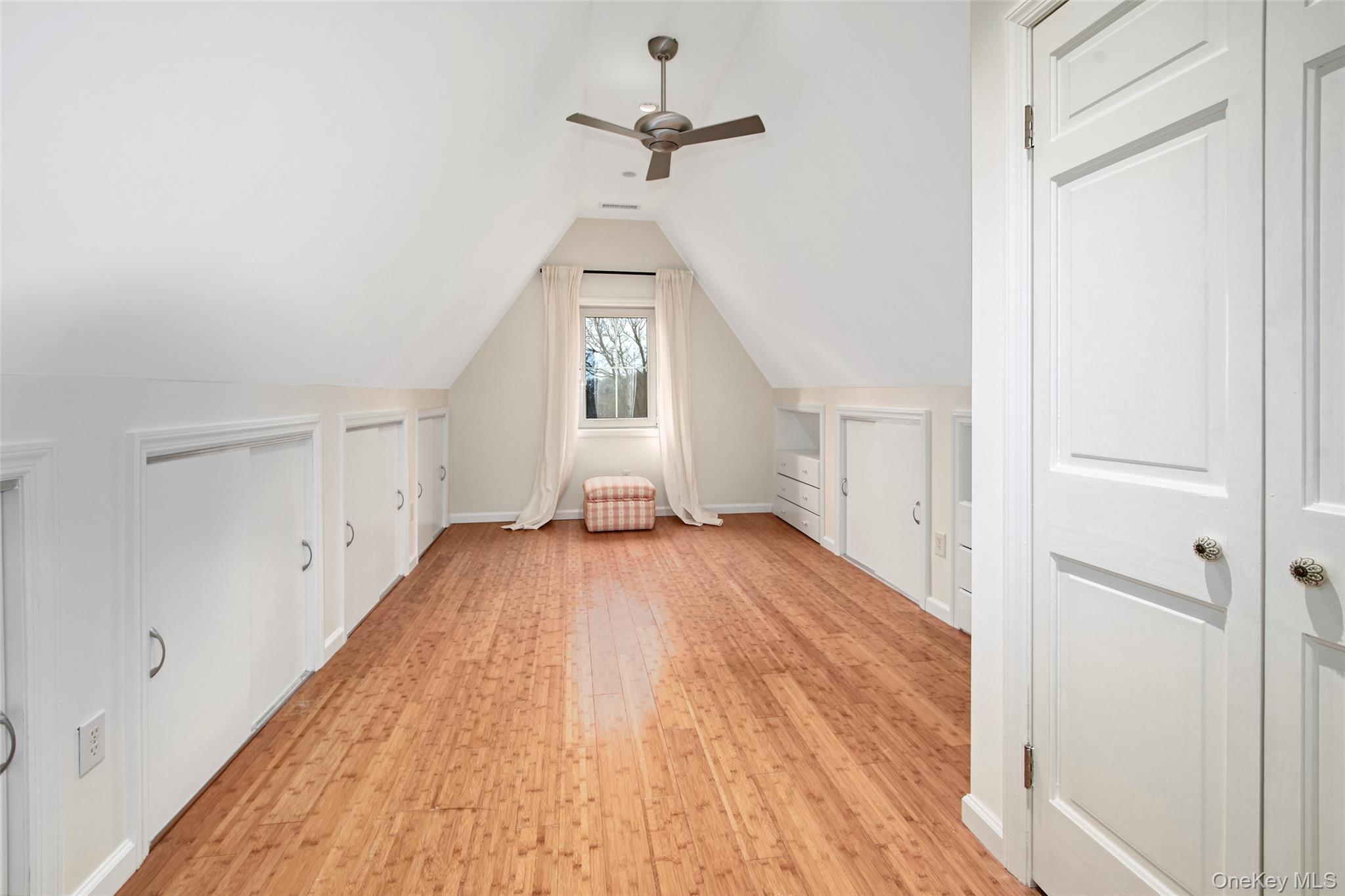 319 Oakland Beach Avenue