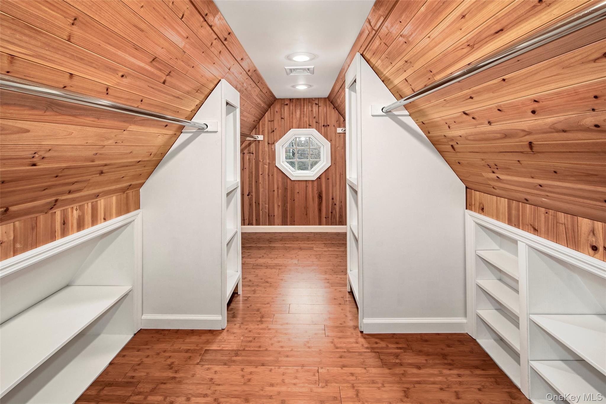 319 Oakland Beach Avenue