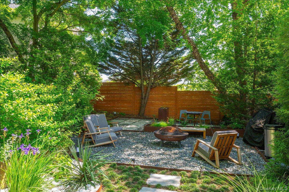 80 Maple Avenue