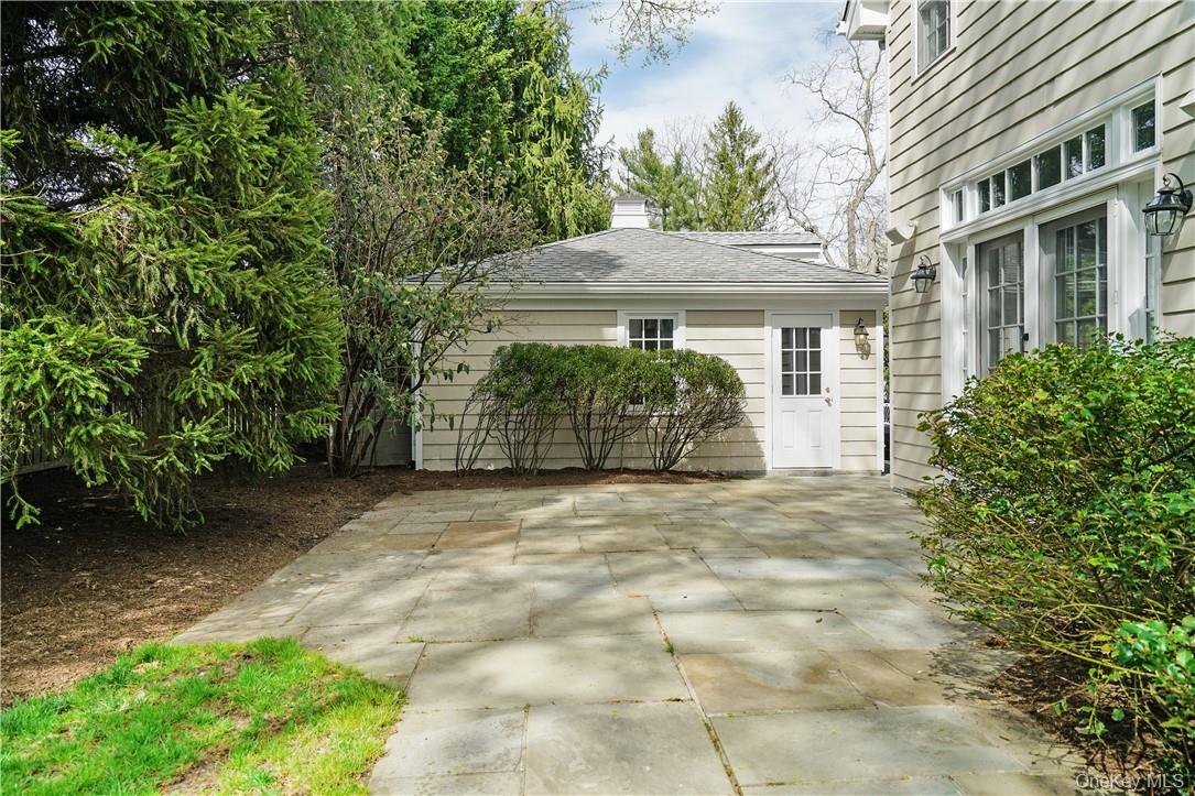66 Apawamis Avenue