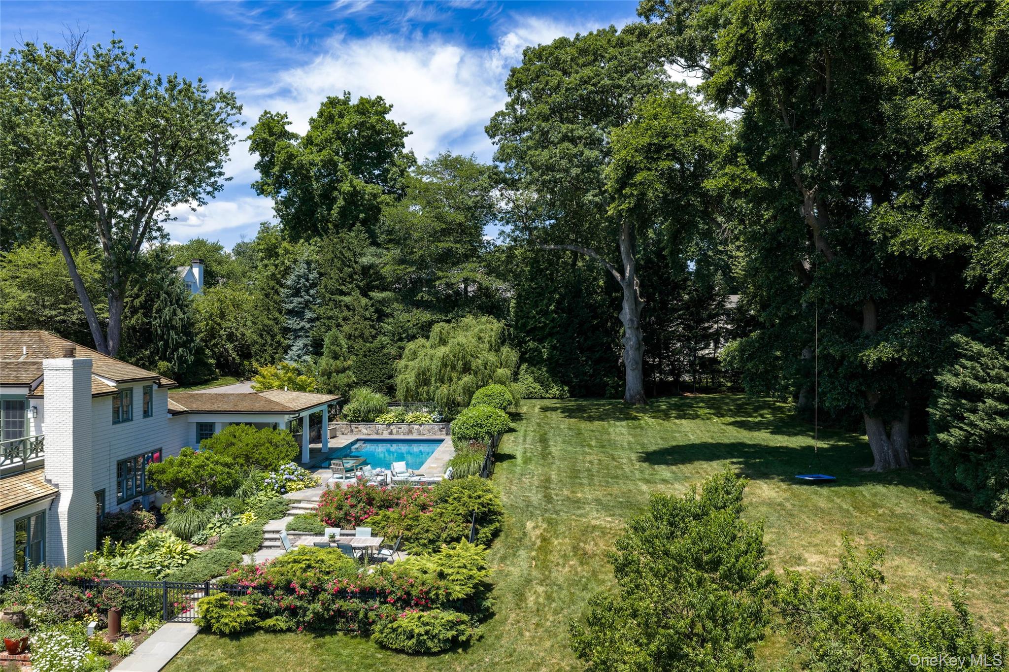 87 Hix Avenue