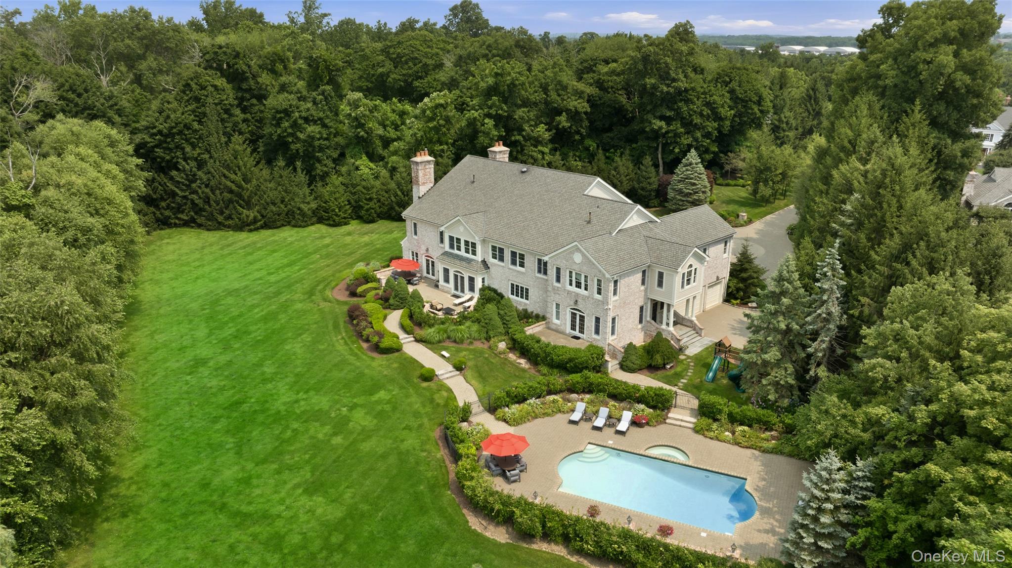 12 Magnolia Drive
