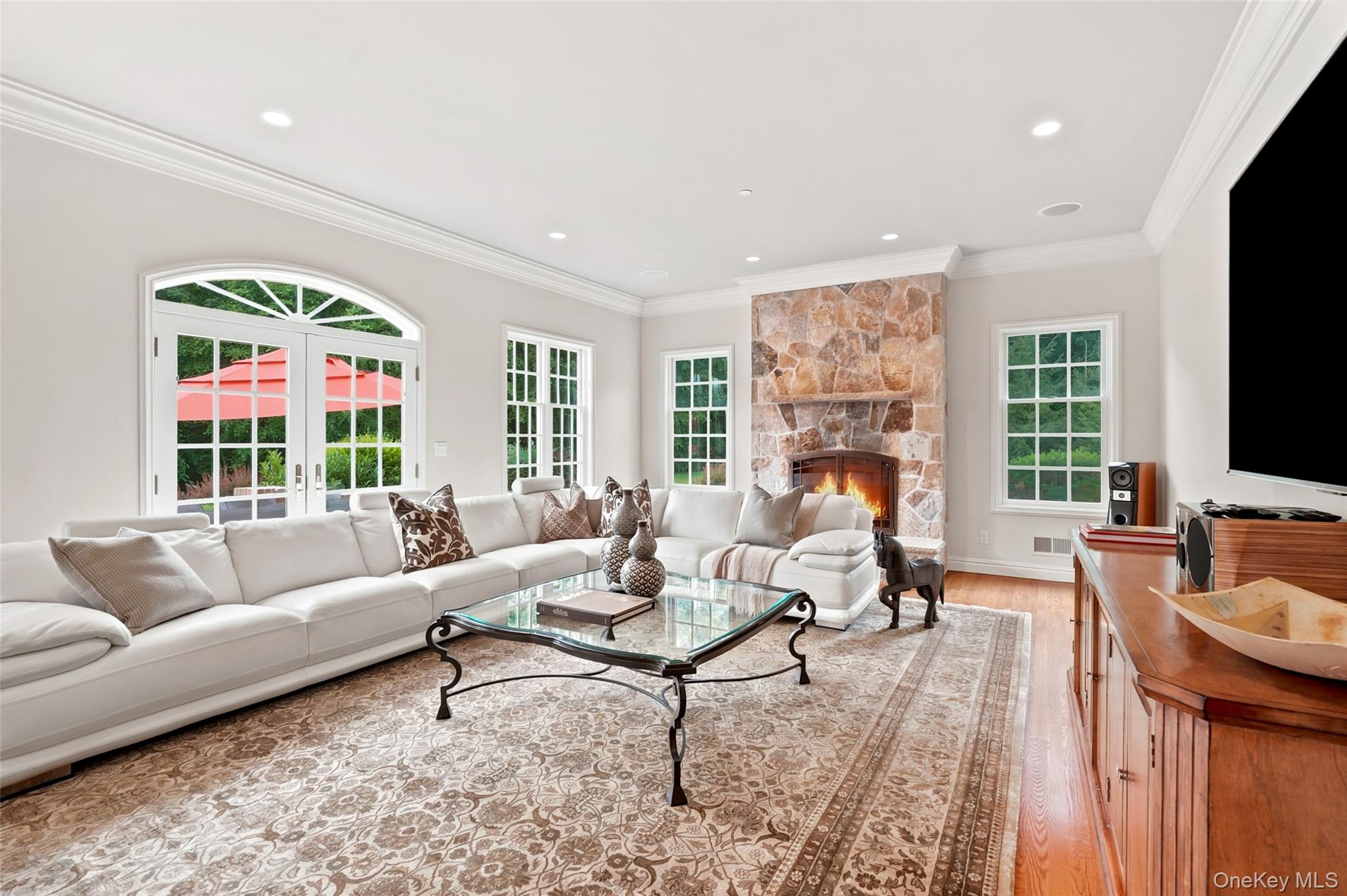 12 Magnolia Drive