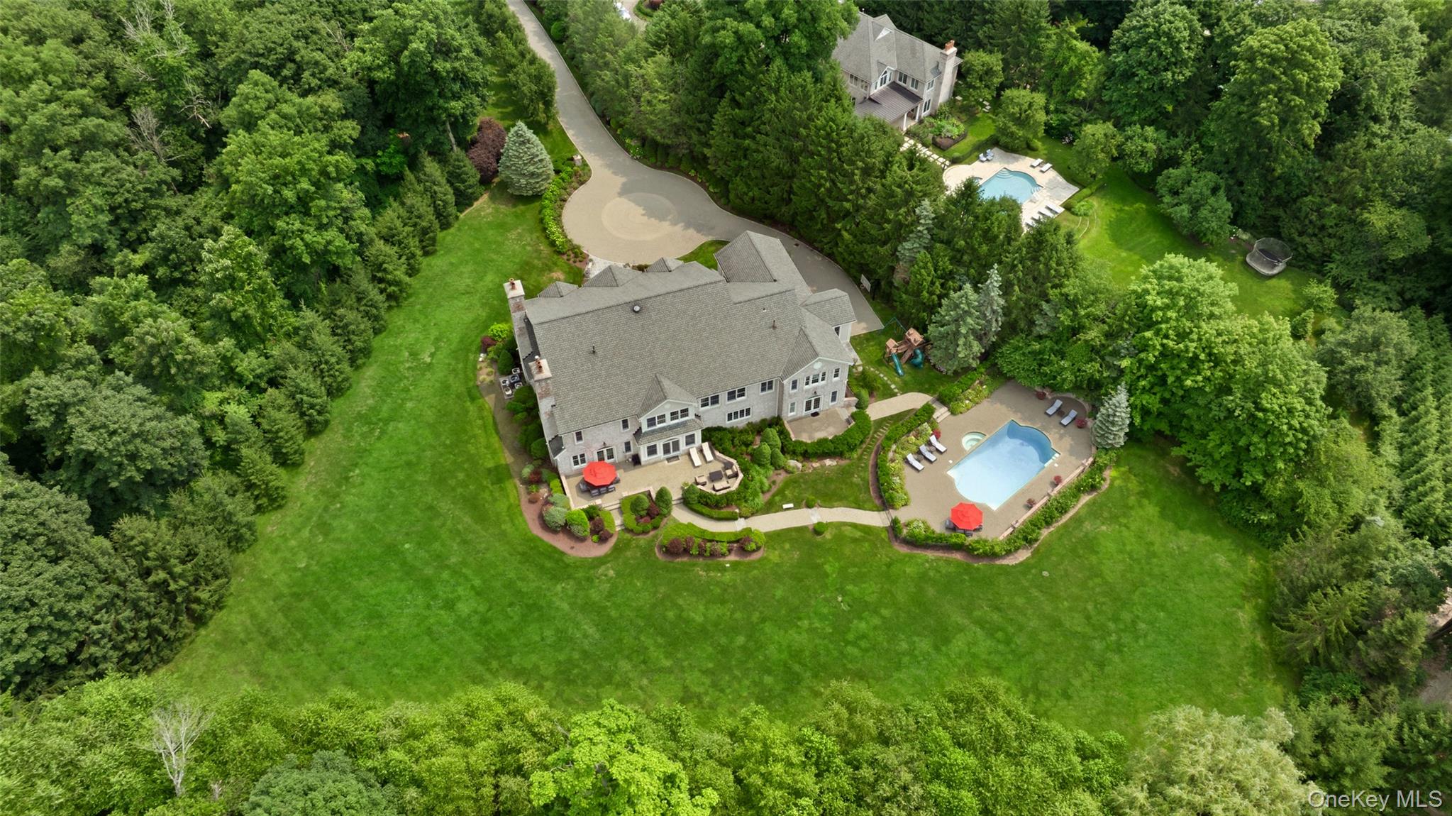 12 Magnolia Drive