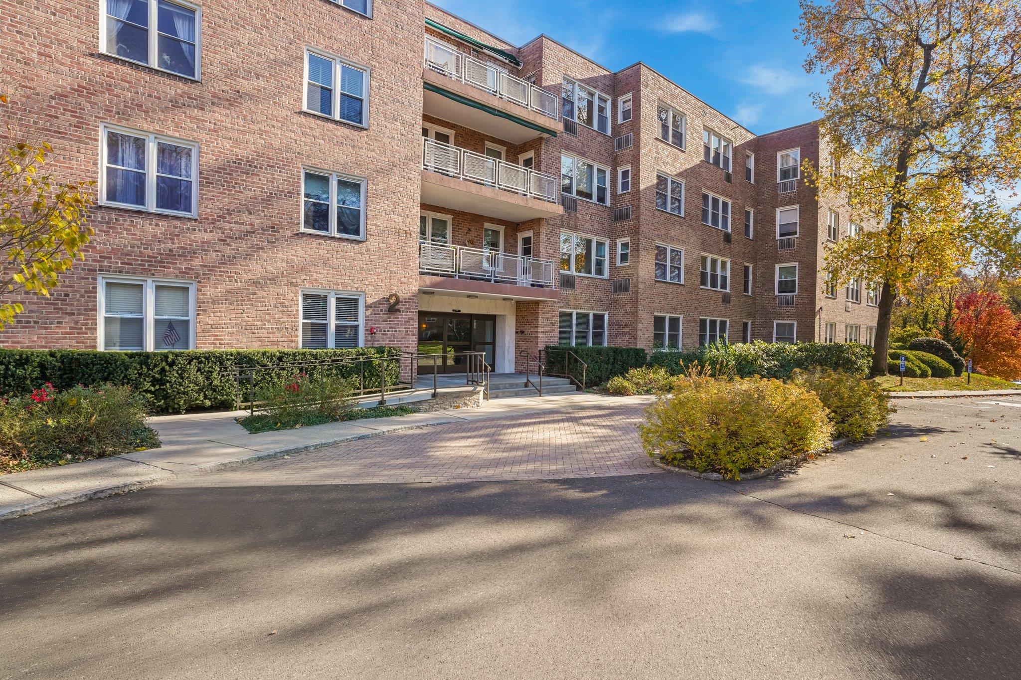 2 Putnam Hill Road Unit: 4D
