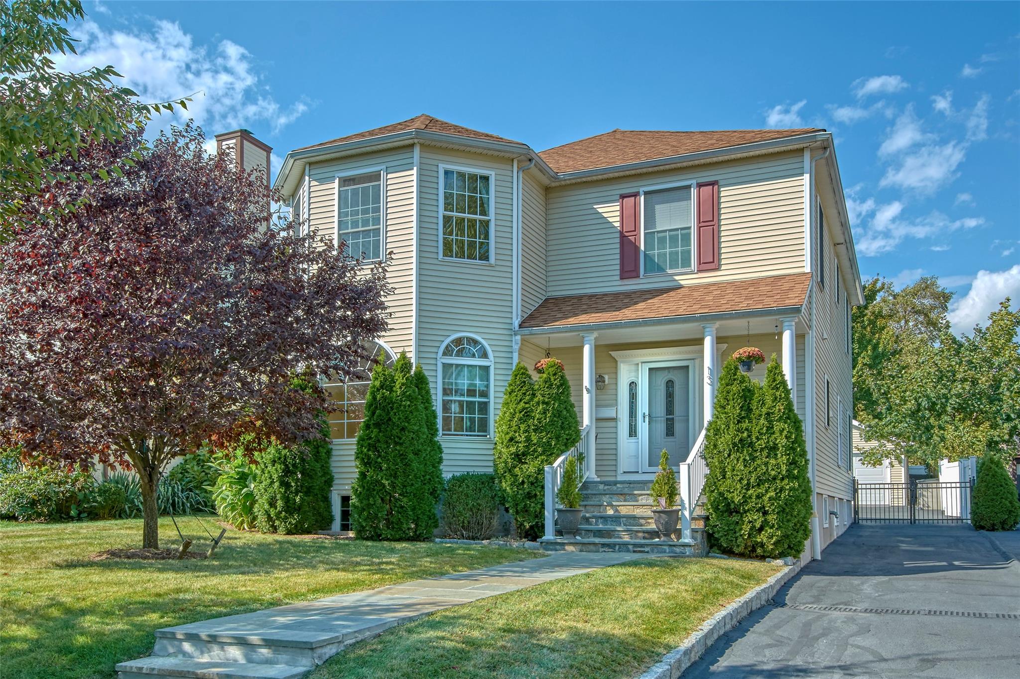 13 Halstead Avenue
