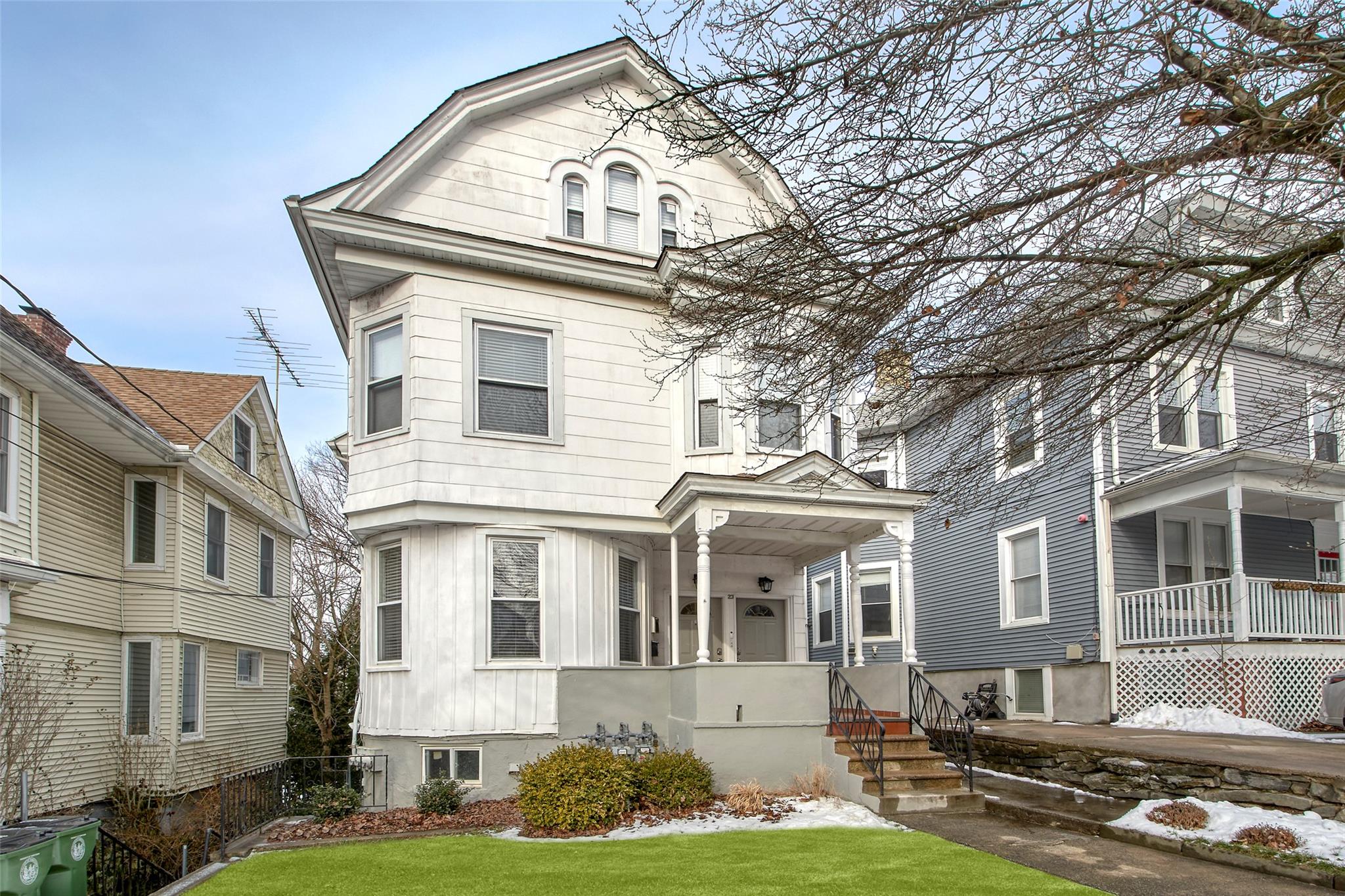 23 Dixon Street Unit: 1