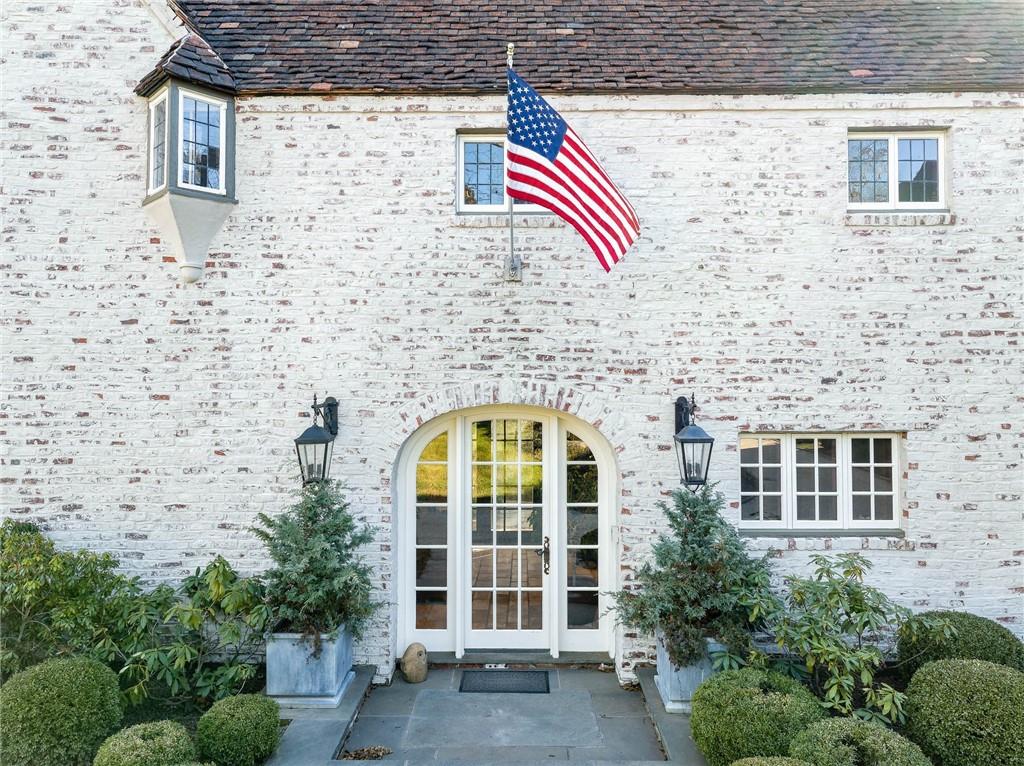 15 Archer Road