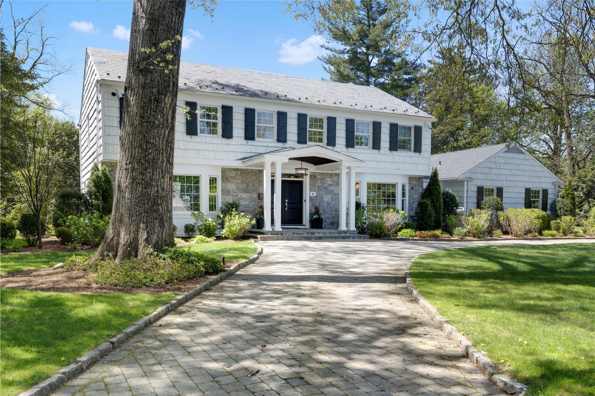 16 Seville Avenue