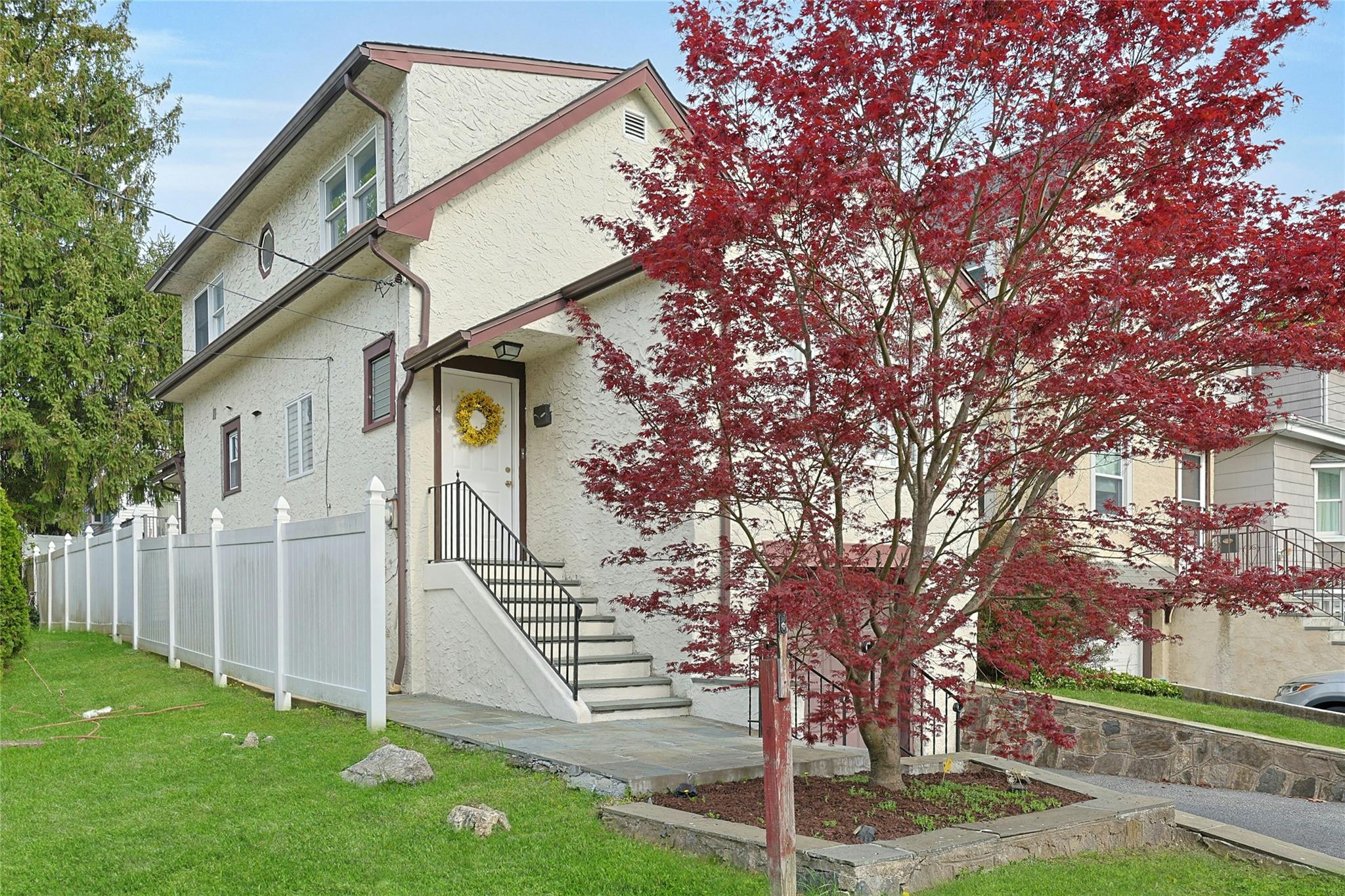 4 Rosedale Avenue