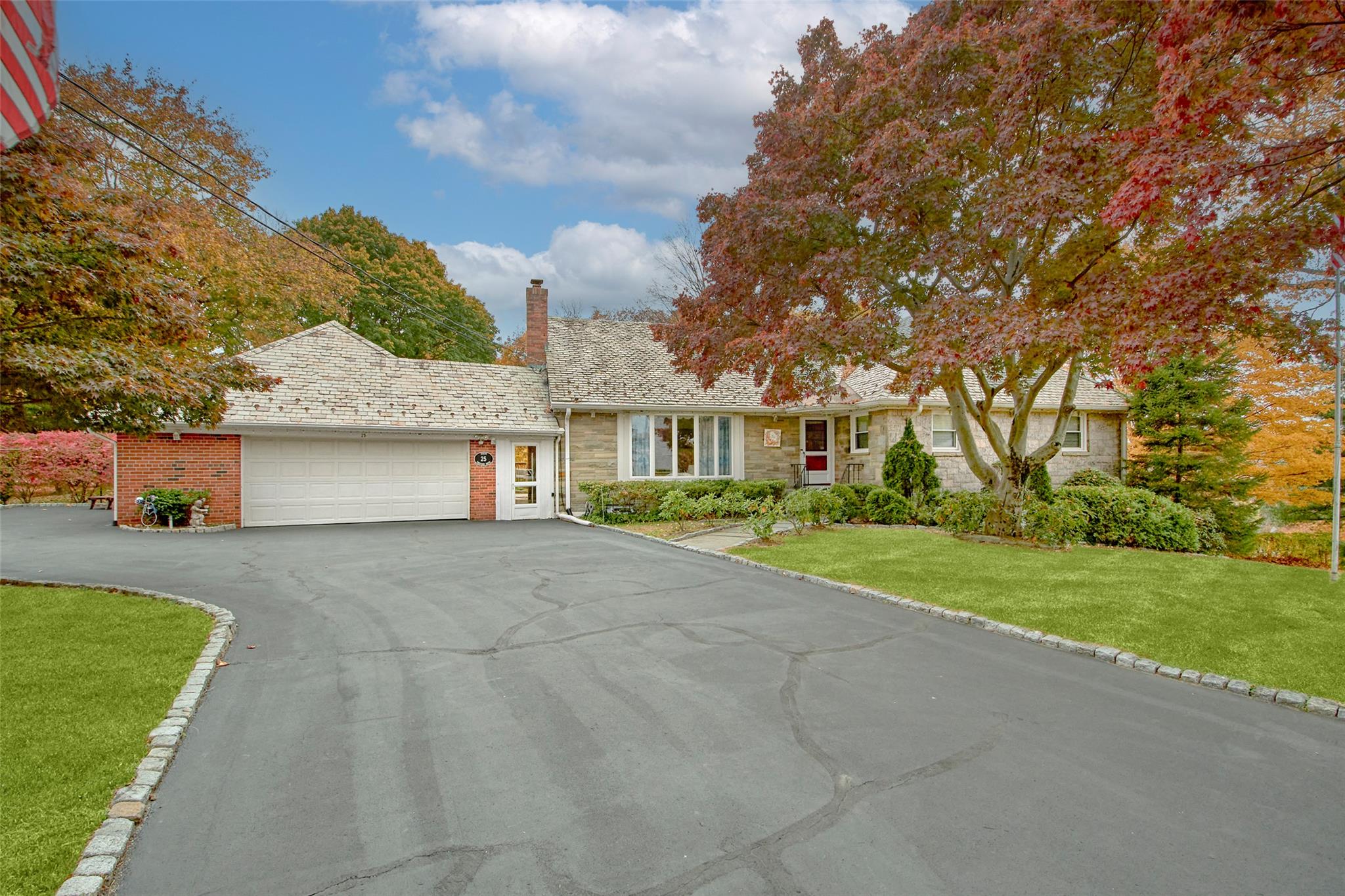 25 Fountain Drive