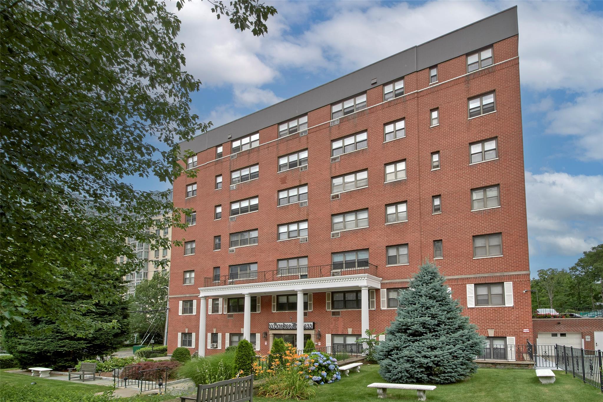 33 Barker Avenue Unit: 6K
