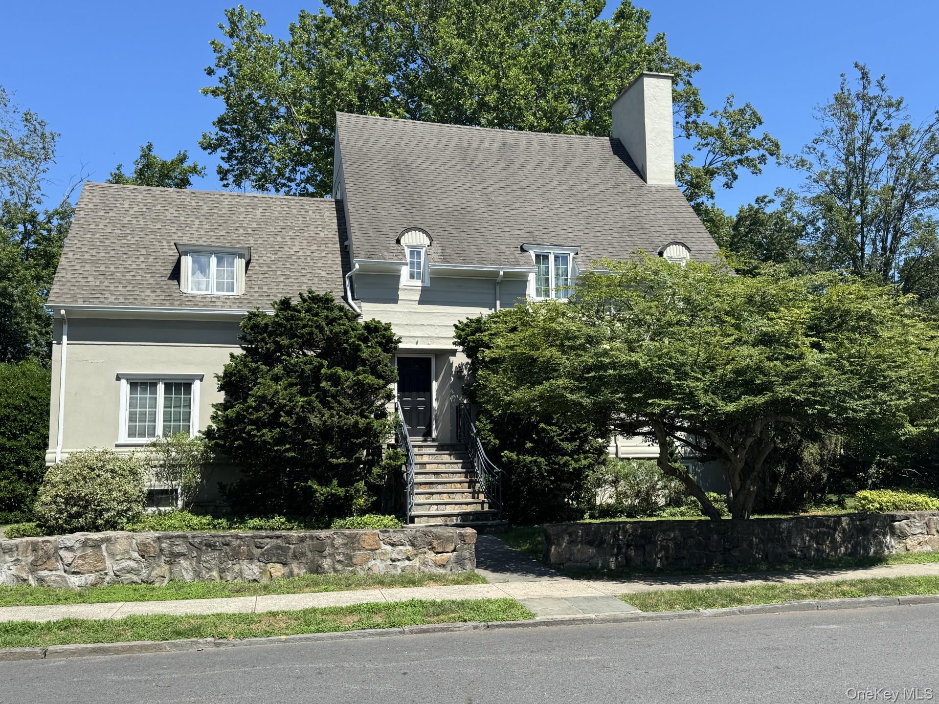 96 Mendota Avenue