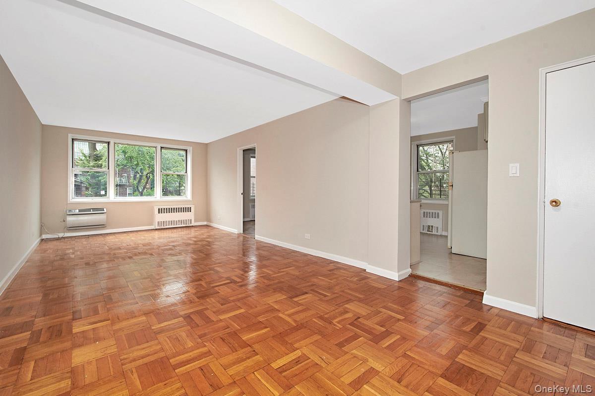 609 Kappock Street Unit: 3F