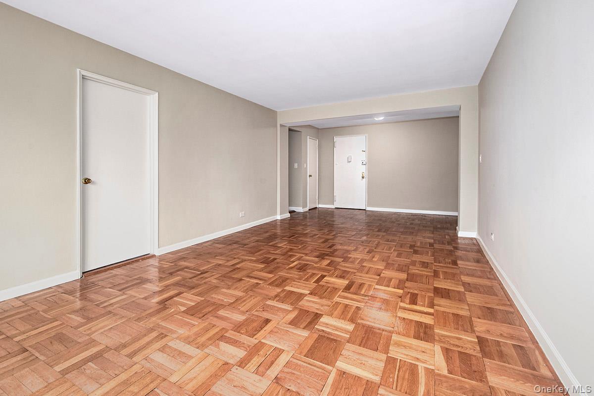 609 Kappock Street Unit: 3F