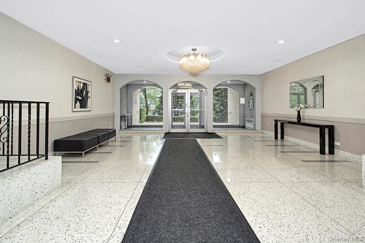 609 Kappock Street Unit: 3F