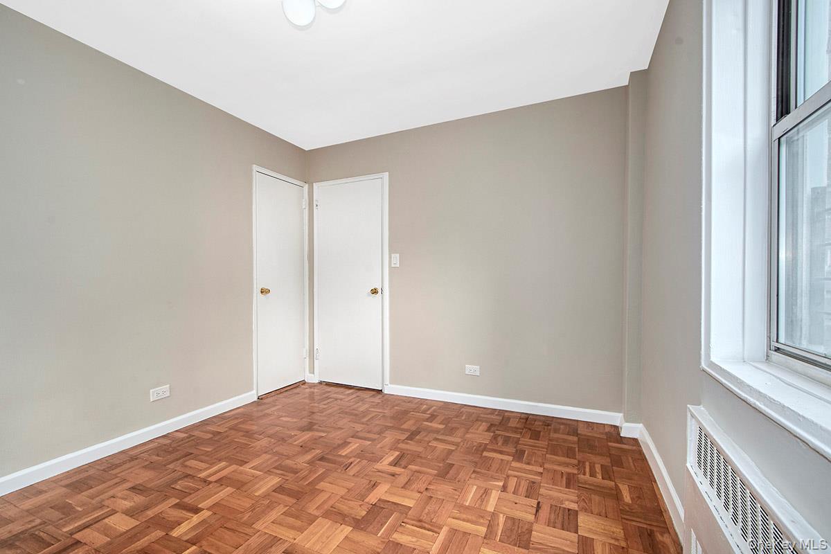 609 Kappock Street Unit: 3F