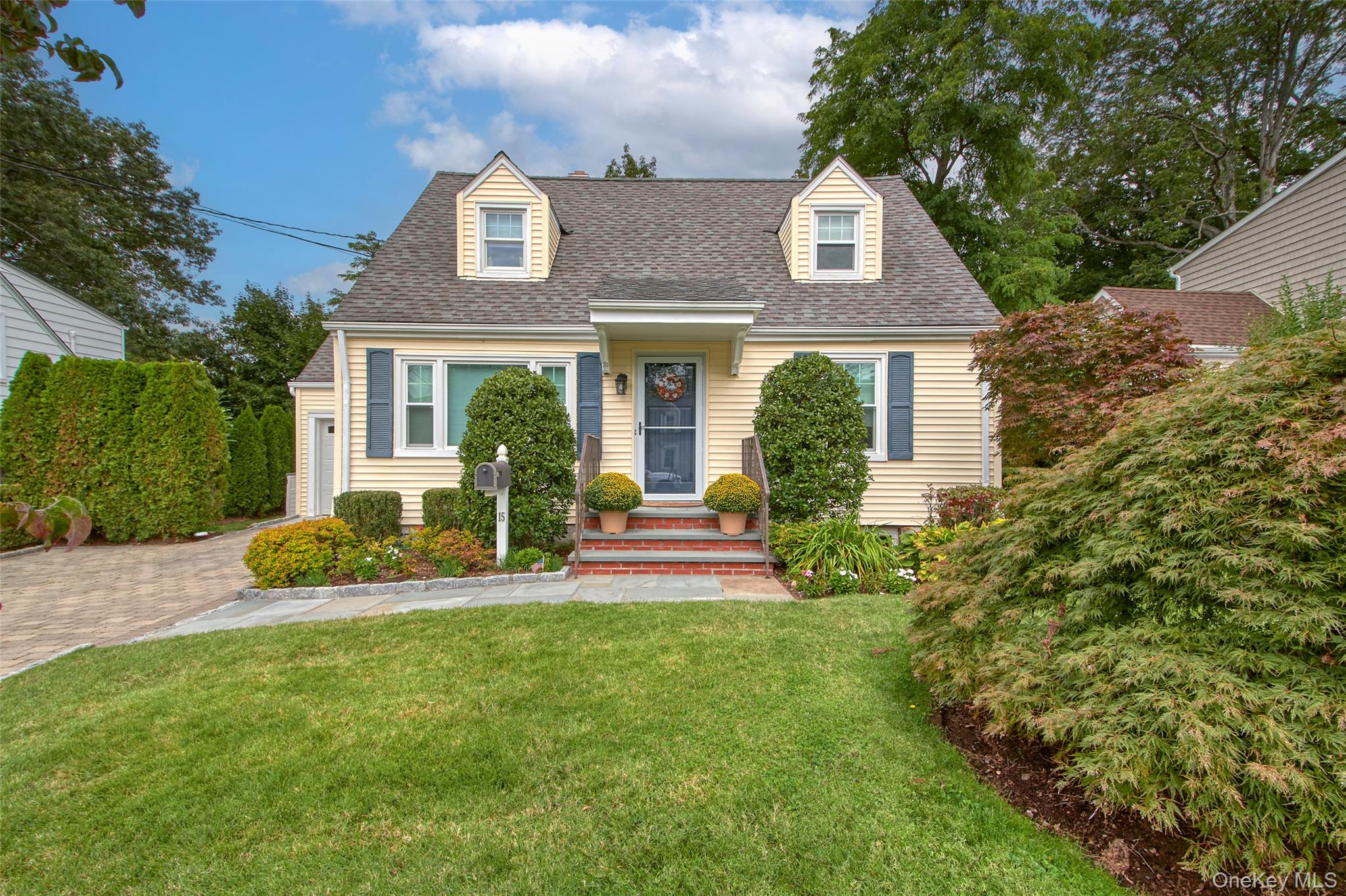 15 Maywood Avenue