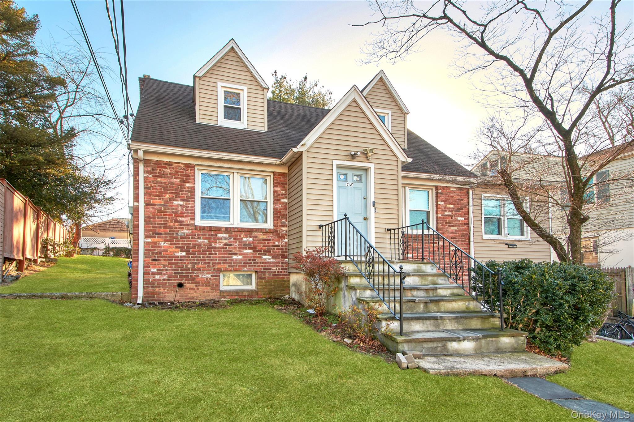 18 Highview Avenue Unit: 2