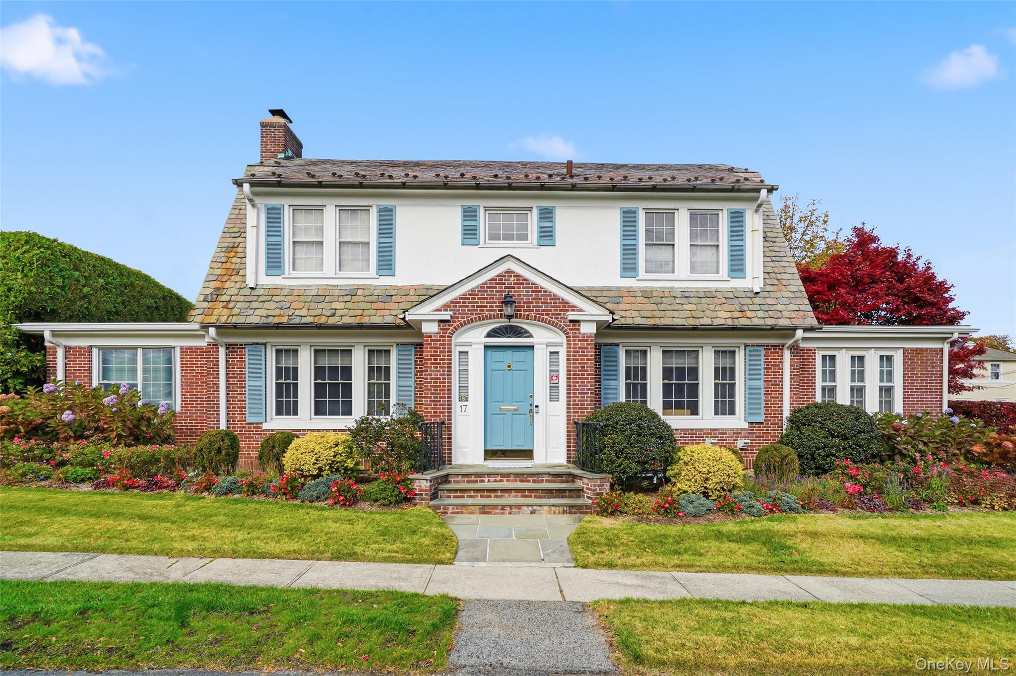 17 Emerson Place