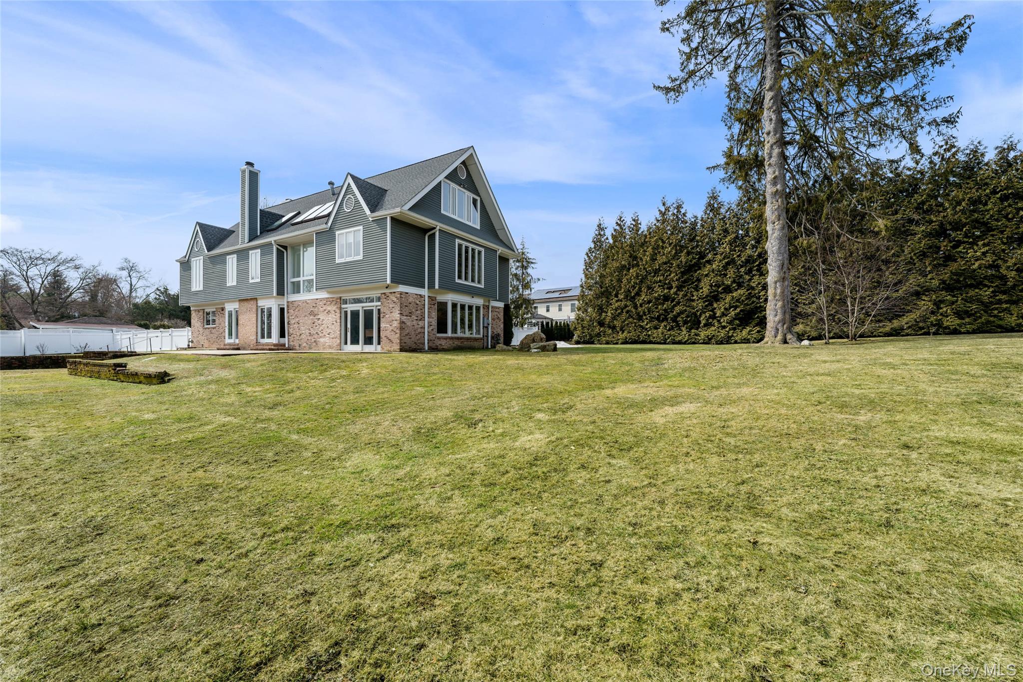 239 Sunnyridge Road