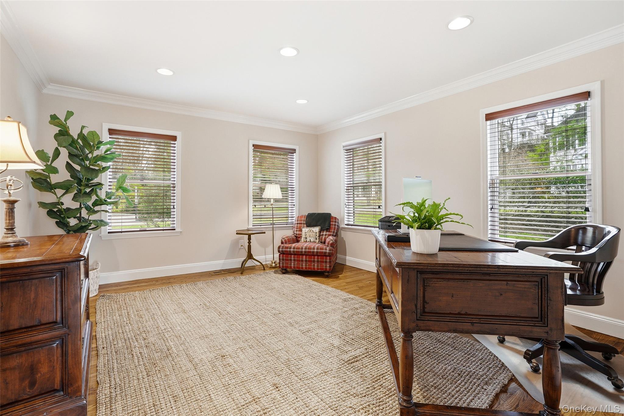 4 Ellis Court