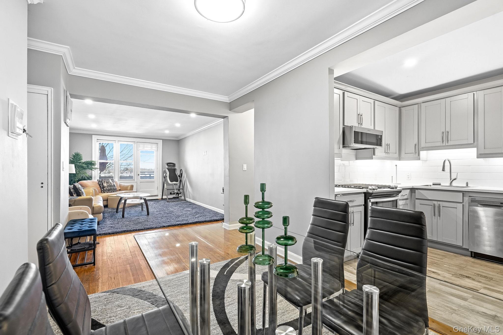 315 King Street Unit: 3C