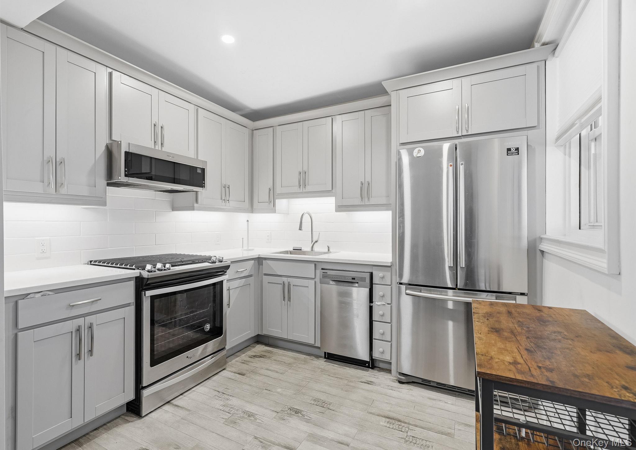315 King Street Unit: 3C