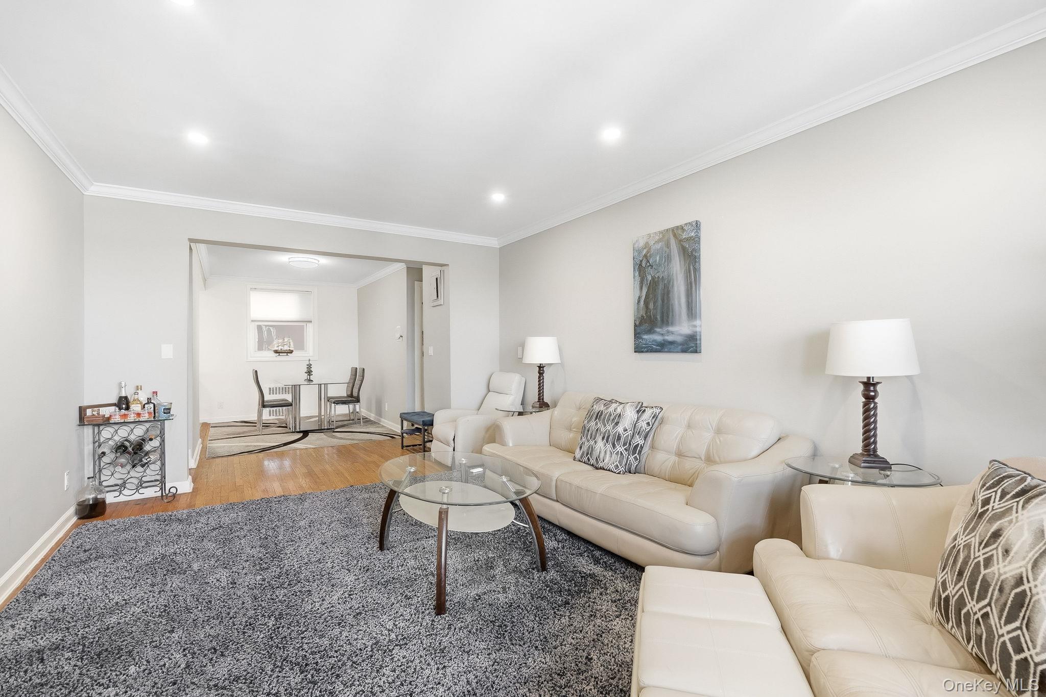 315 King Street Unit: 3C
