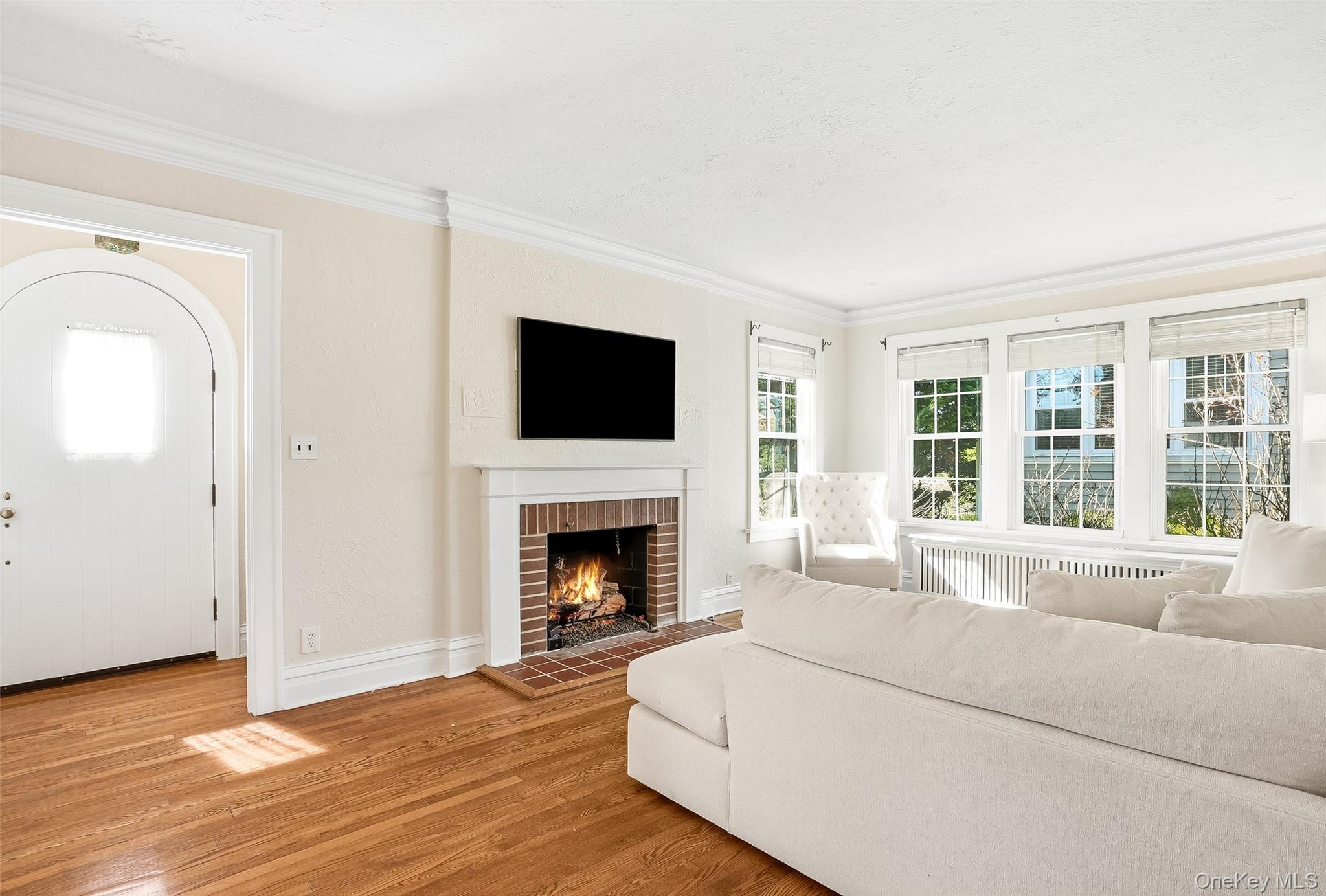 72 Hawley Avenue