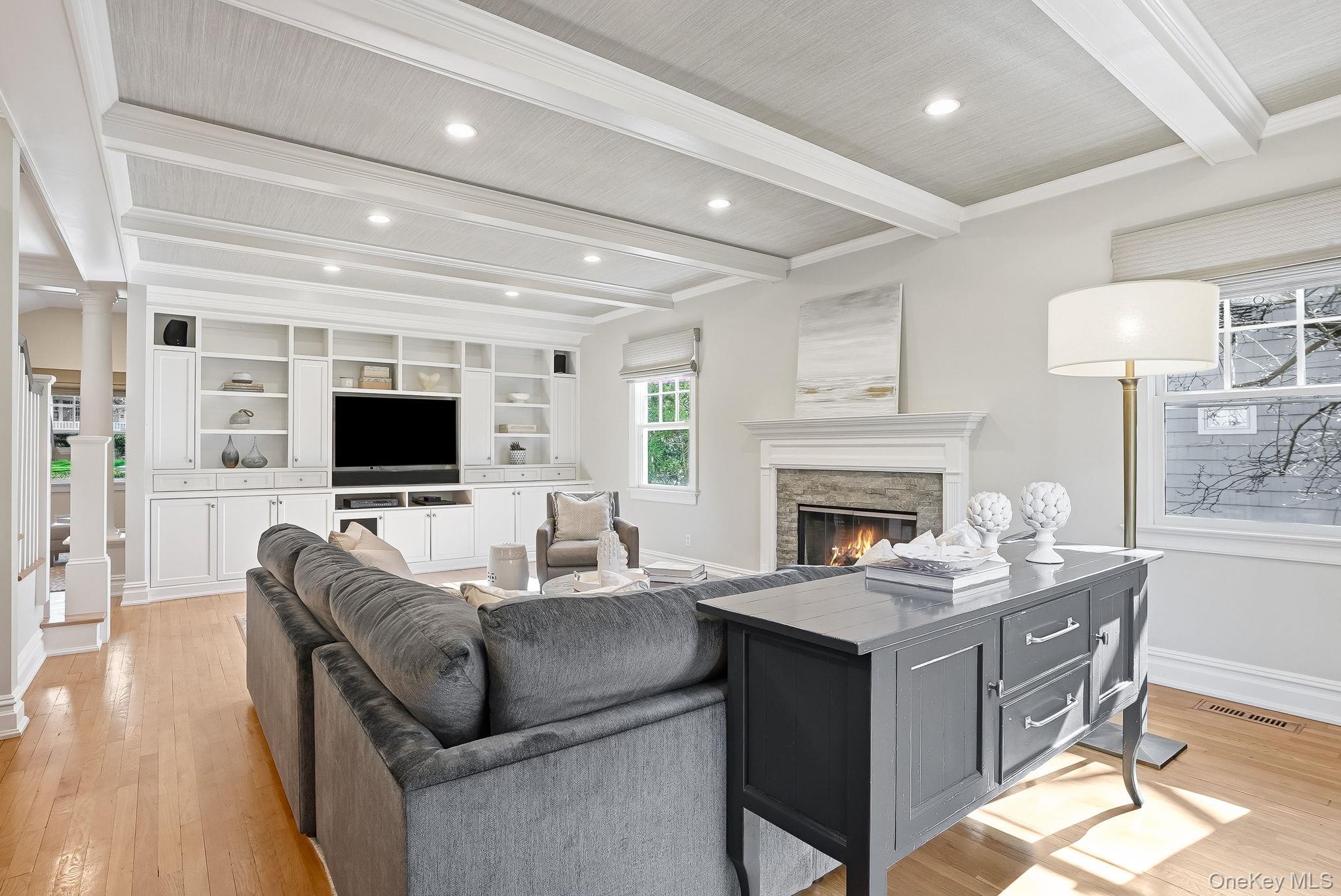 4 Boulder Road