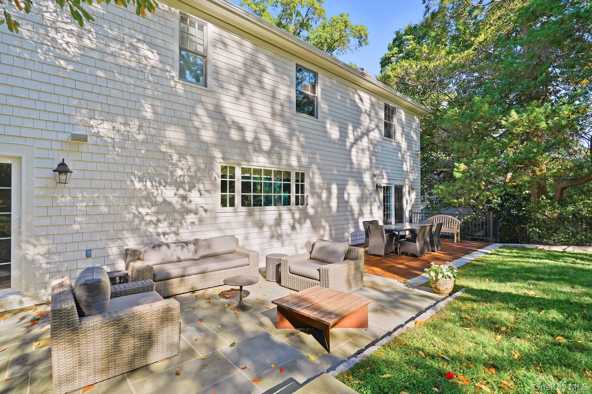 4 Boulder Road