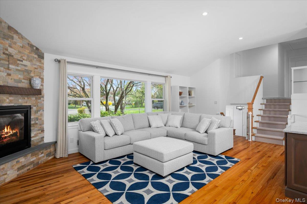 8 Fairlawn Parkway