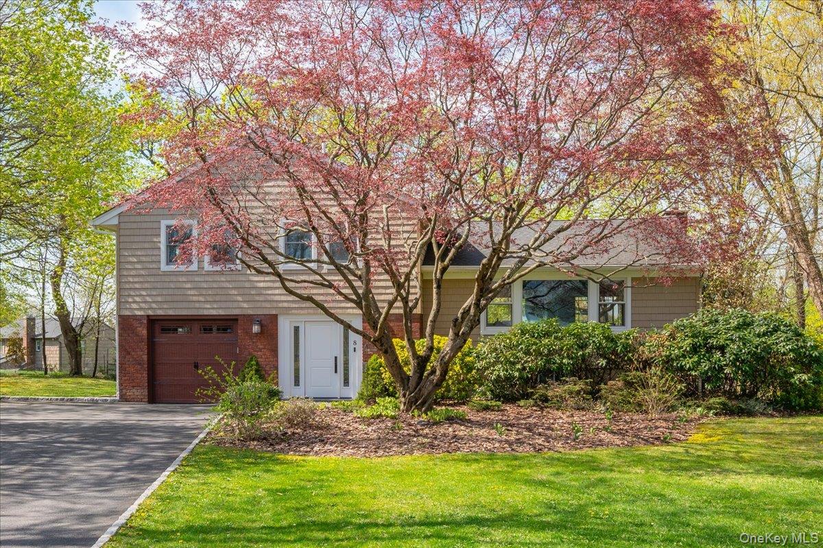 8 Fairlawn Parkway