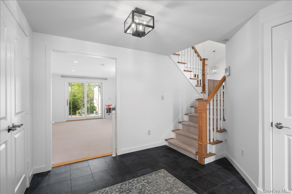 8 Fairlawn Parkway