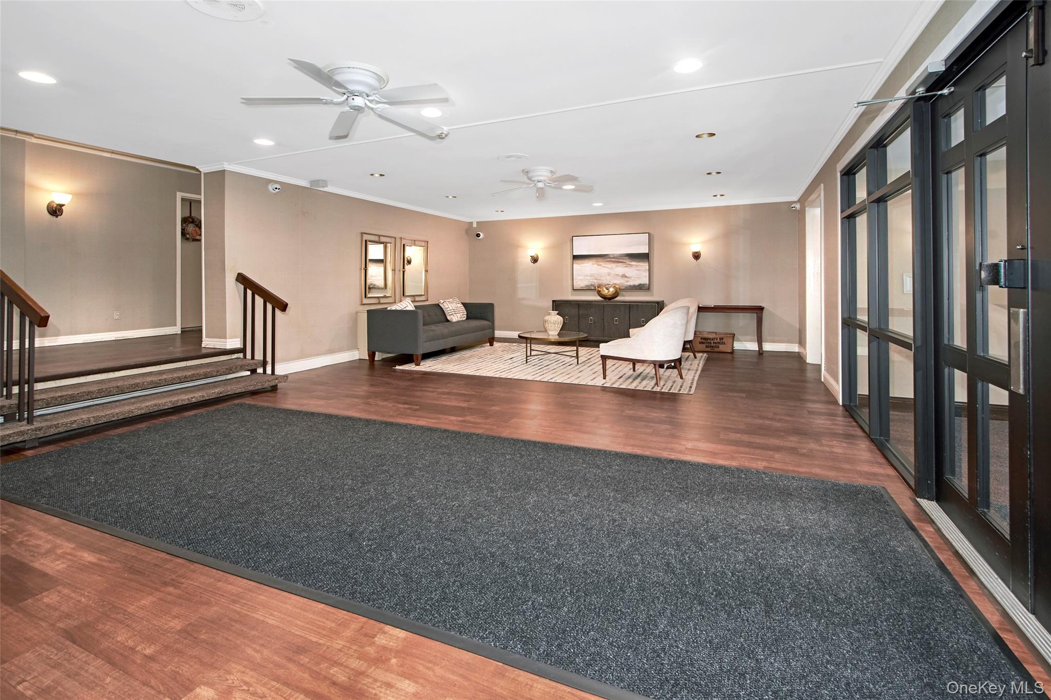 480 Halstead Avenue Unit: 4V