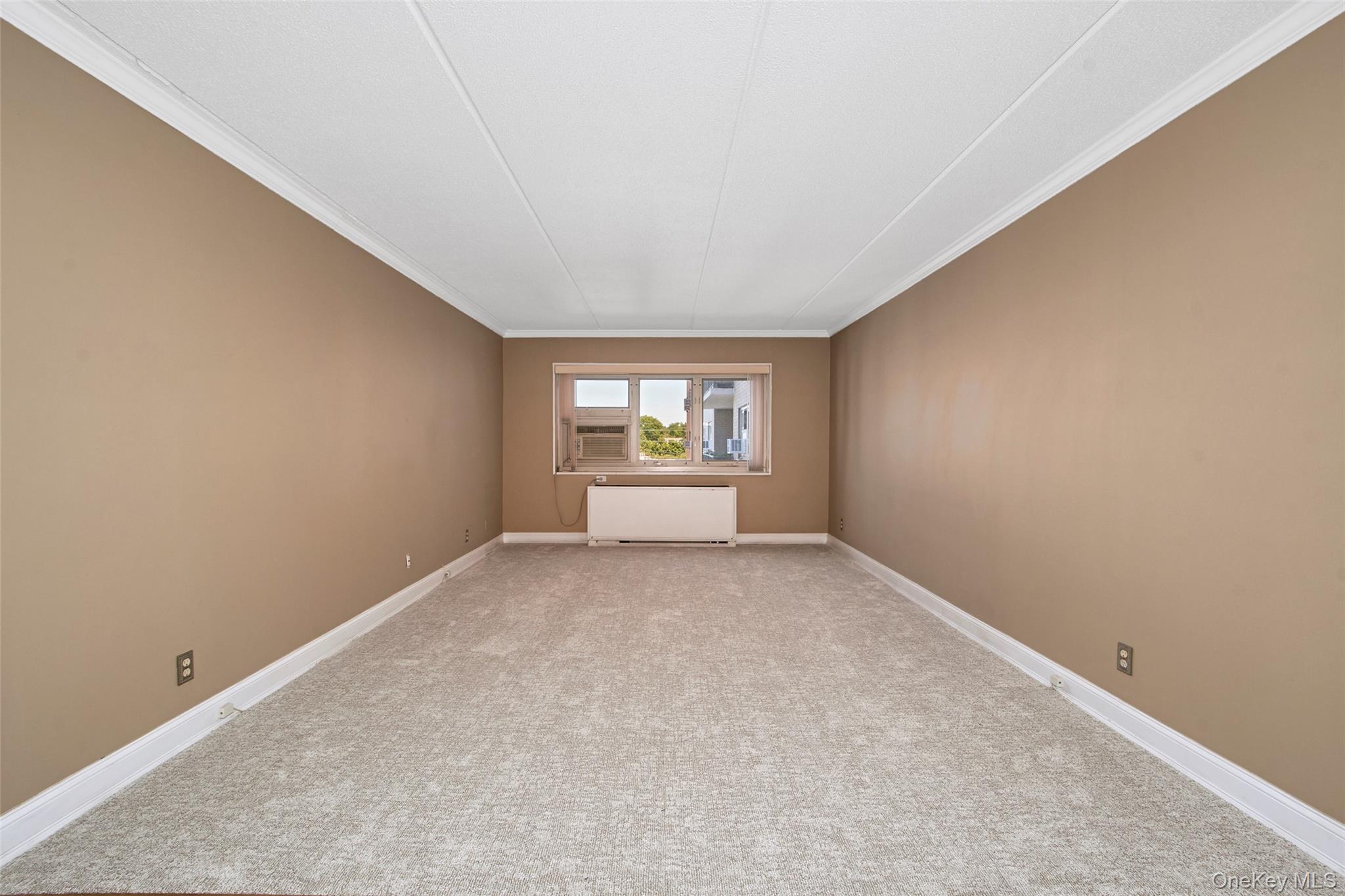 480 Halstead Avenue Unit: 4V