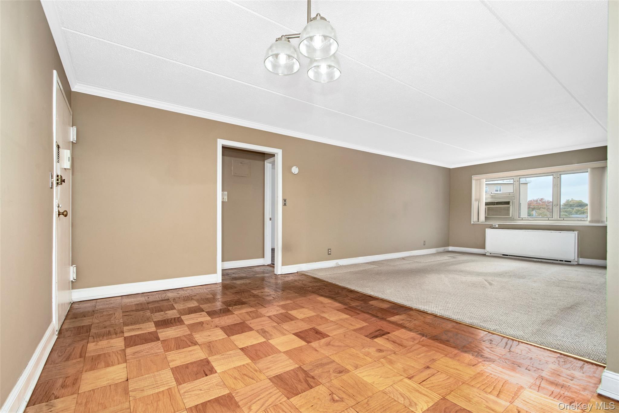 480 Halstead Avenue Unit: 4V