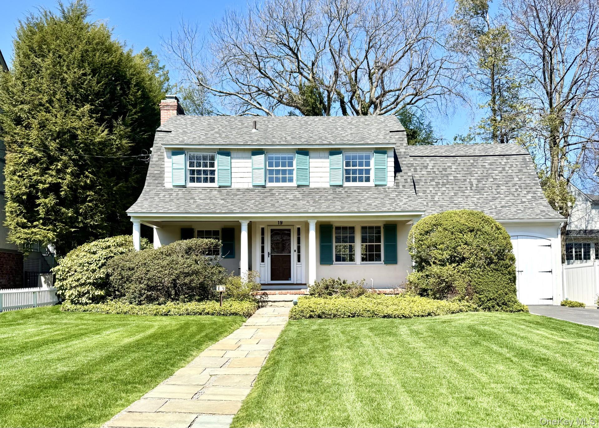 19 Oneida Street