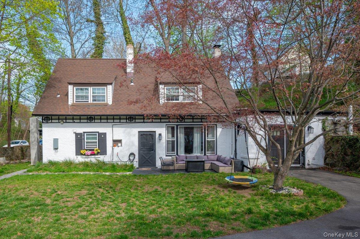 25 Whitewood Avenue