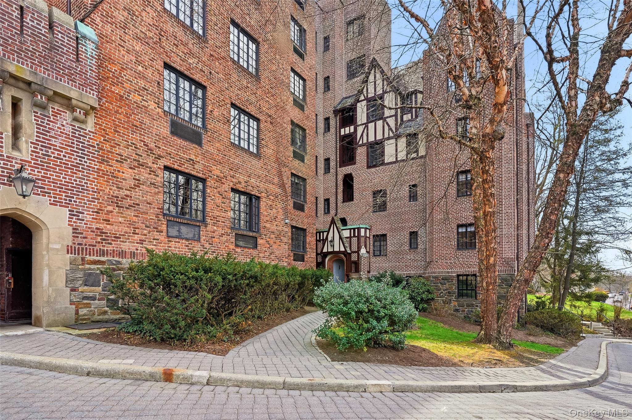 66 Milton Road Unit: D41