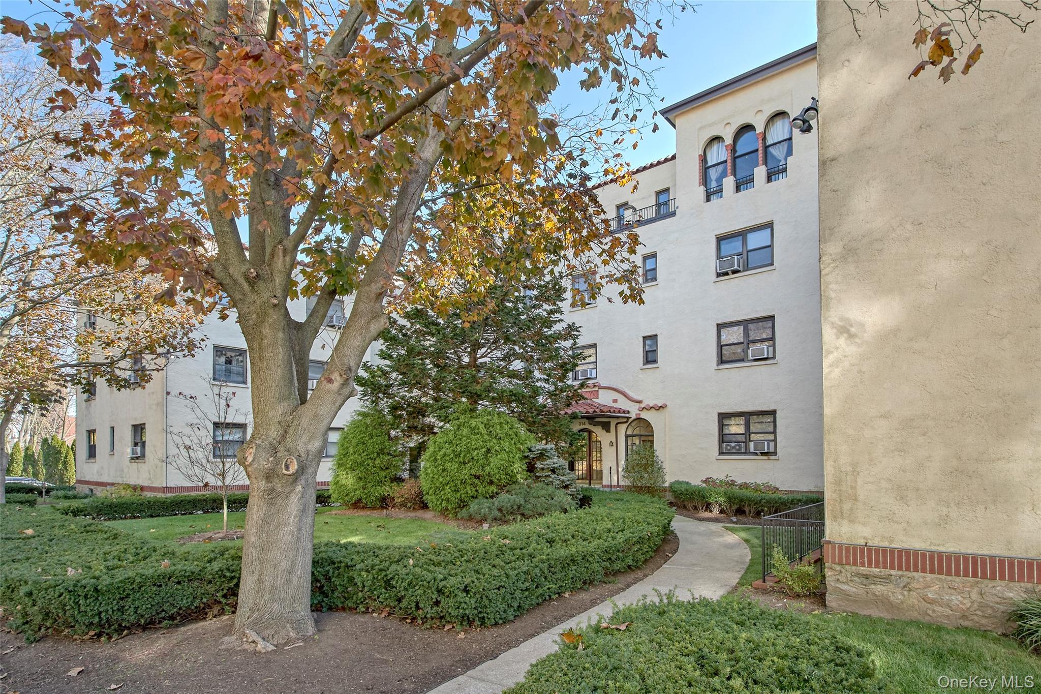 314 Livingston Avenue Unit: 203W