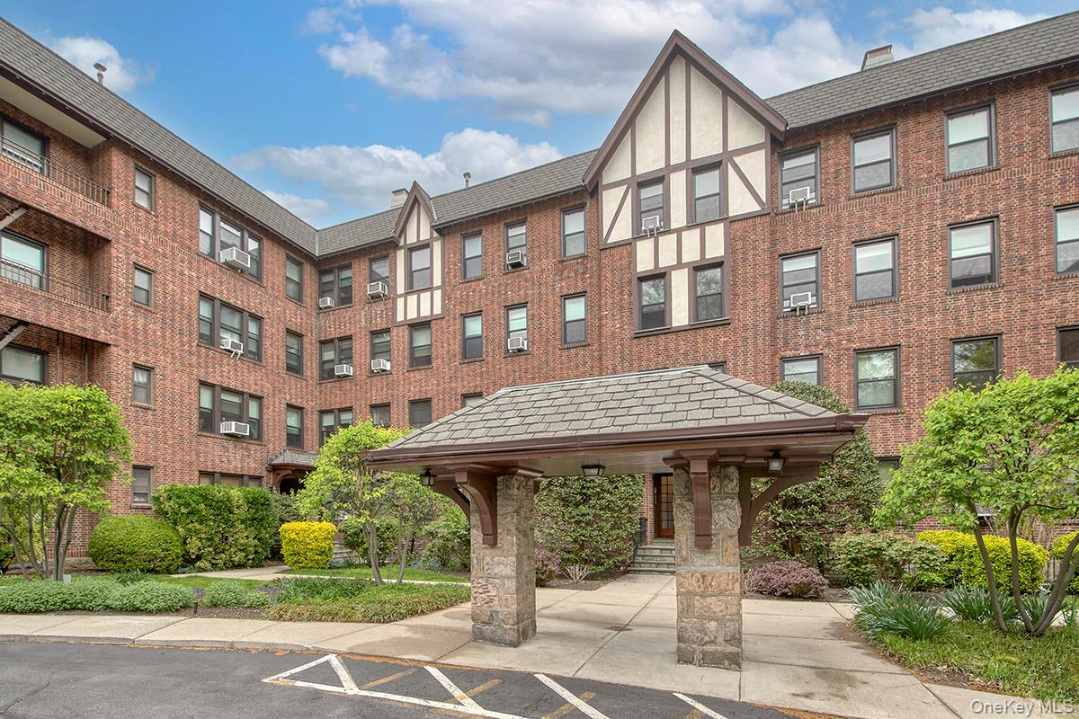 246 Bronxville Road Unit: I3