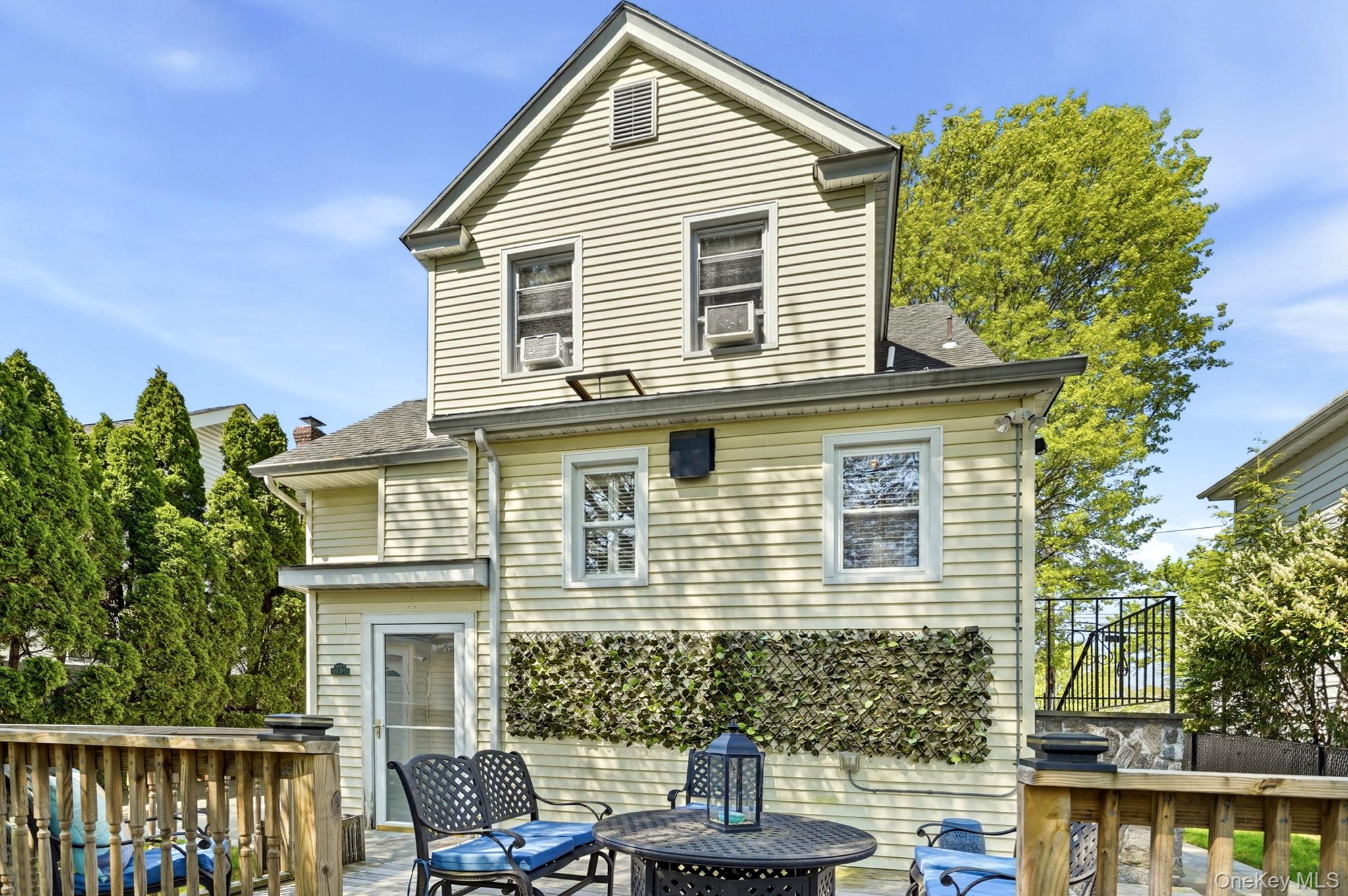 75 Hillcrest Avenue