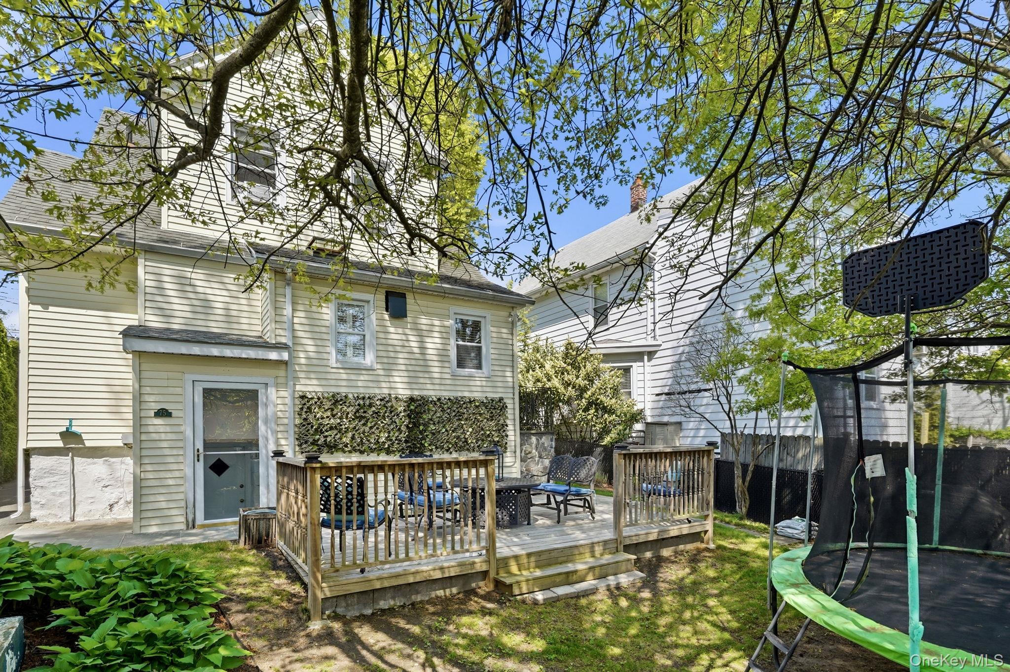75 Hillcrest Avenue